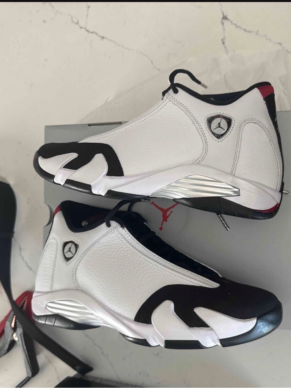 Air Jordan 14 Black Toe 2024 - Picture 6 of 6